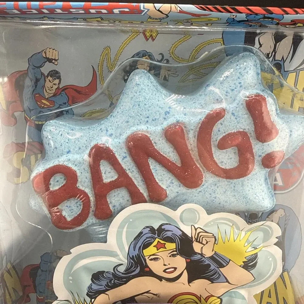 DC Justice League Batman Superman Wonder Woman hi Bath Gift Set Comic Book